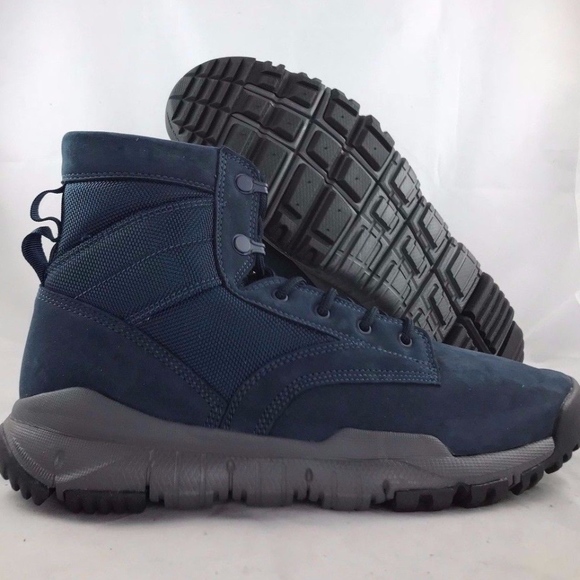 nike navy boots